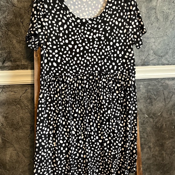 imoressions Dresses & Skirts - Soft slinky cotton dress above knee